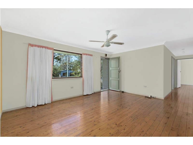 30 Manuka Parade, Gorokan NSW 2263