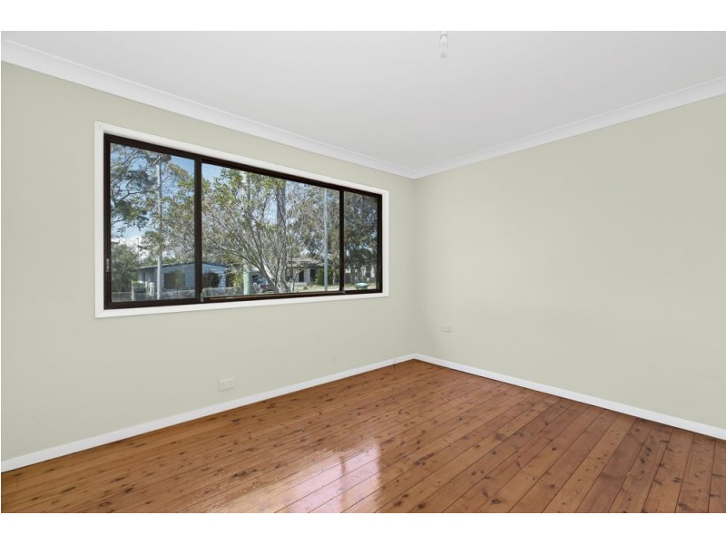 30 Manuka Parade, Gorokan NSW 2263