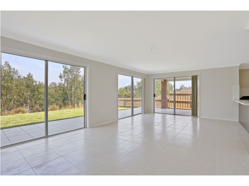 36 Championship Drive, Wyong NSW 2259
