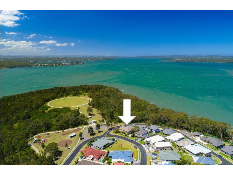 2 Halwin Close, Wyee Point NSW 2259