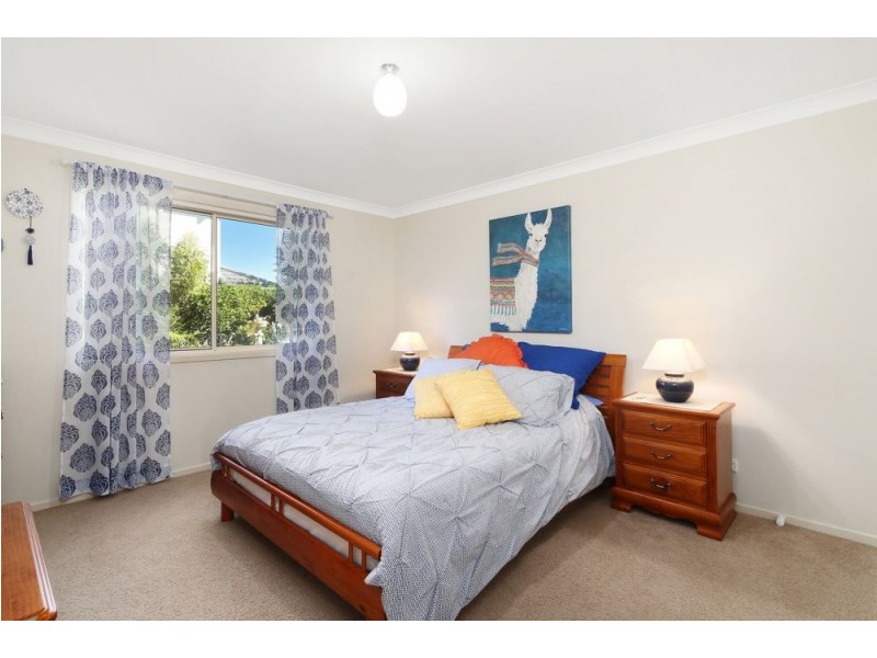 2 Halwin Close, Wyee Point NSW 2259