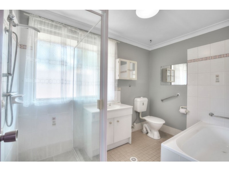 6a Eden Close, Kanwal NSW 2259