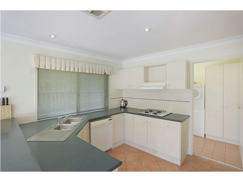 10 Matthew Circuit, Mardi NSW 2259