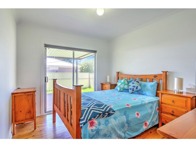 35 & 35A Brennon Road, Gorokan NSW 2263