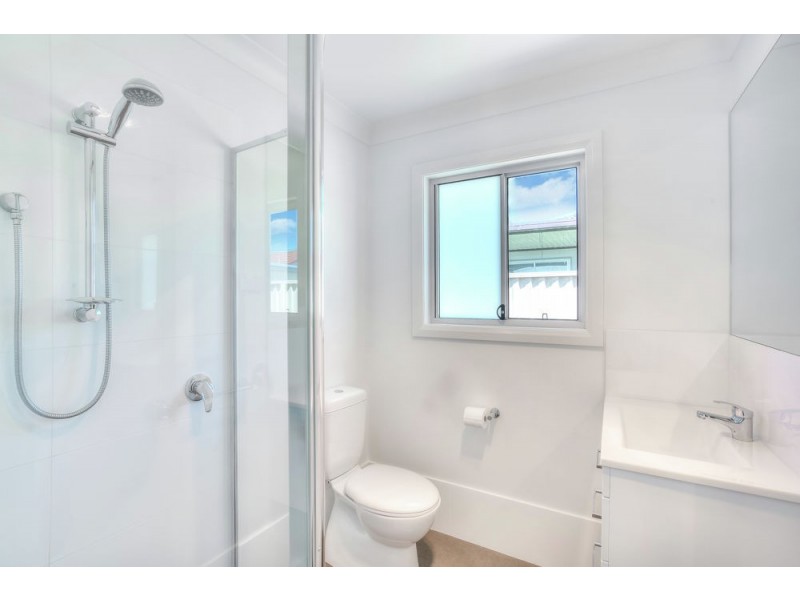 35 & 35A Brennon Road, Gorokan NSW 2263