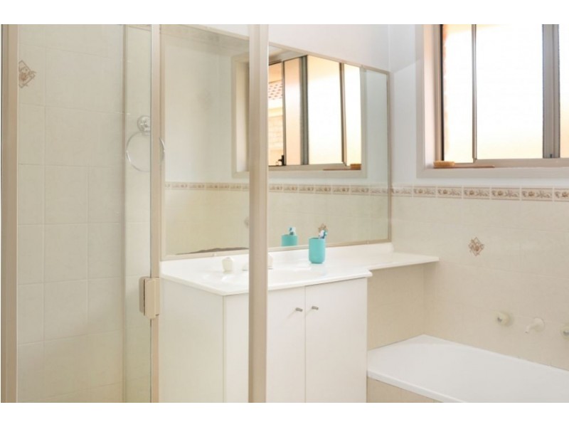 60 Blueridge Drive, Blue Haven NSW 2262