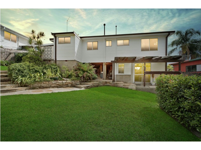 5 Arthur Drive, Wyong NSW 2259