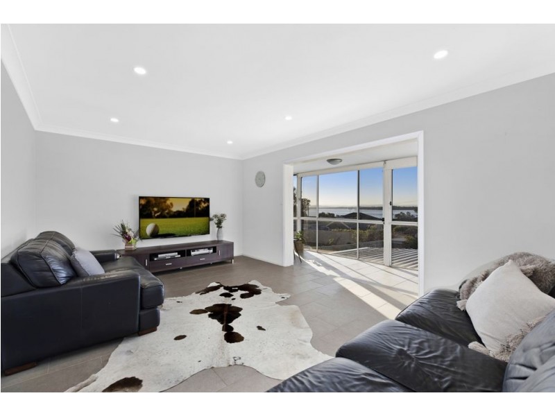 22 Alice Parade, Toukley NSW 2263