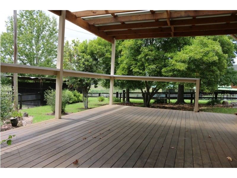 1511 Yarramalong Road, Yarramalong NSW 2259