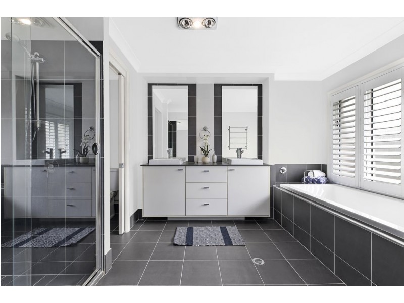 15 Fairlight Circuit, Mardi NSW 2259