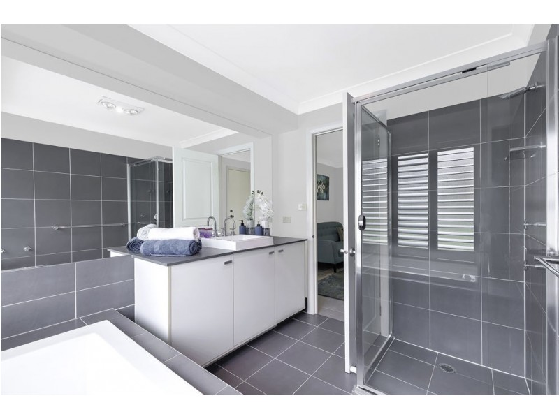 15 Fairlight Circuit, Mardi NSW 2259