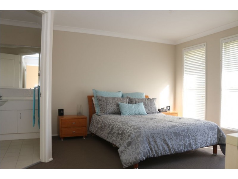 1 Wirruna Street, Woongarrah NSW 2259