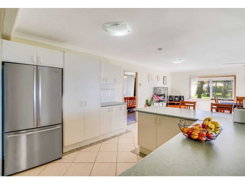 49 Malvina Parade, Lake Haven NSW 2263