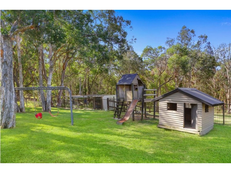 115 Elizabeth Bay Drive, Lake Munmorah NSW 2259