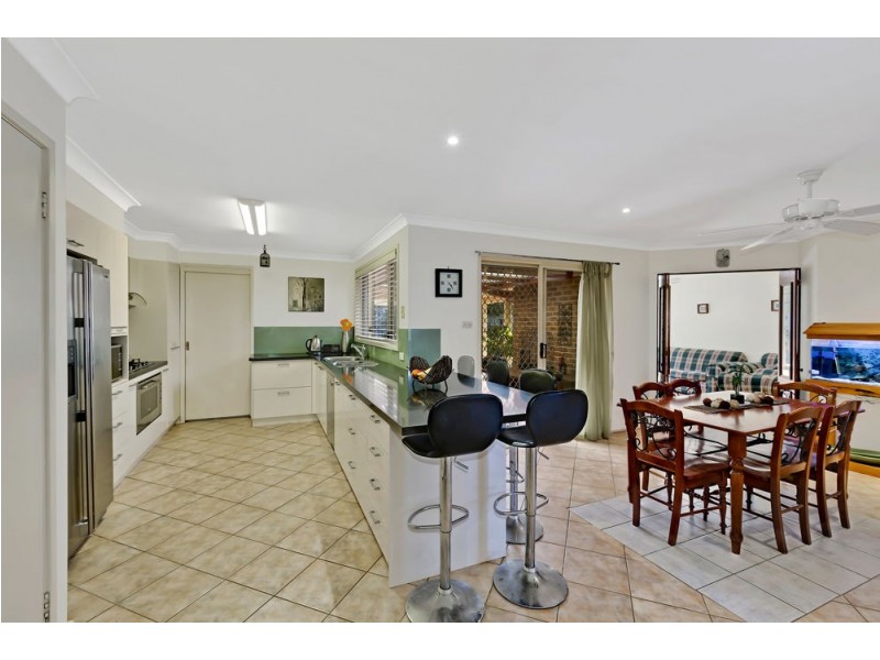 5 Dean Avenue, Kanwal NSW 2259