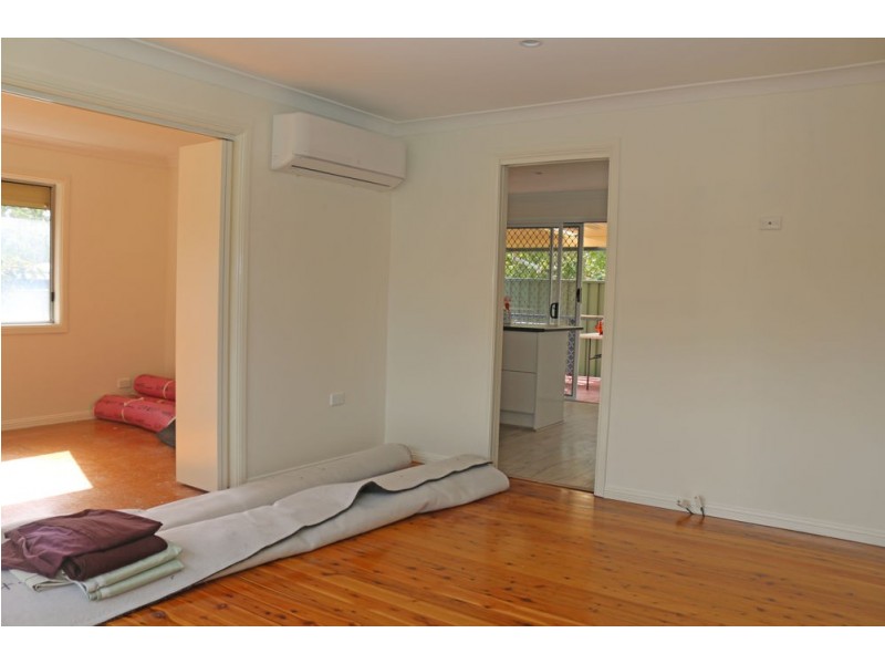 17 Pearce Road, Kanwal NSW 2259
