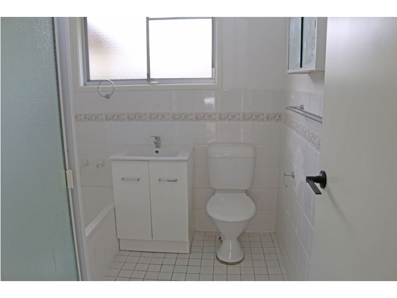 17 Pearce Road, Kanwal NSW 2259