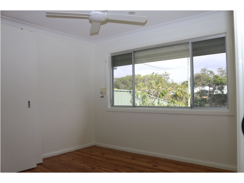 17 Pearce Road, Kanwal NSW 2259