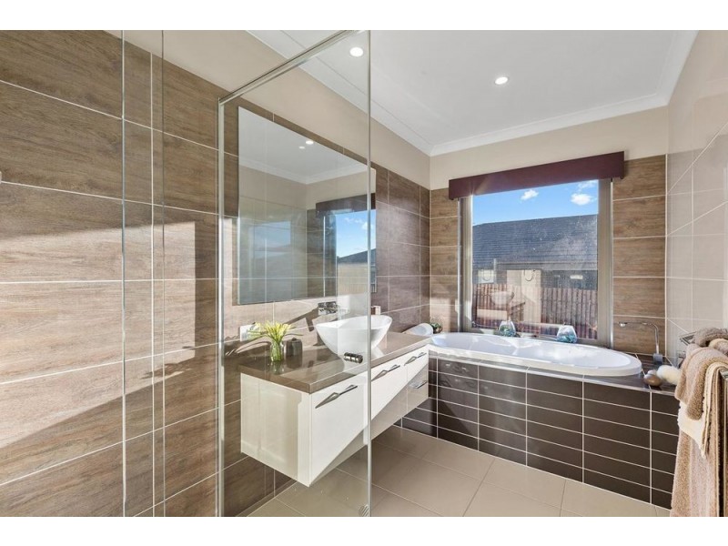 53 Mataram Road, Woongarrah NSW 2259