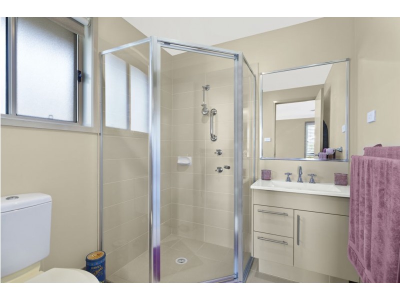 13 Ellalong Way, Woongarrah NSW 2259