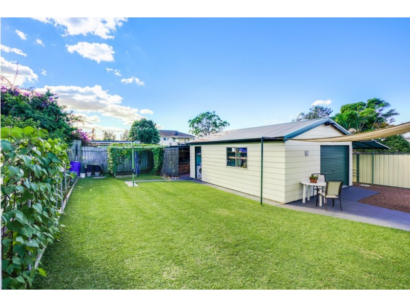 23 Suffolk Street, Gorokan NSW 2263