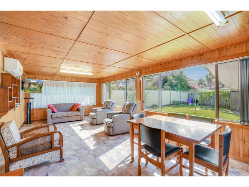 23 Suffolk Street, Gorokan NSW 2263