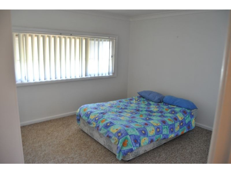 12 Georgina Avenue, Gorokan NSW 2263