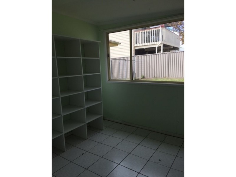 44 Kalulah Avenue, Gorokan NSW 2263