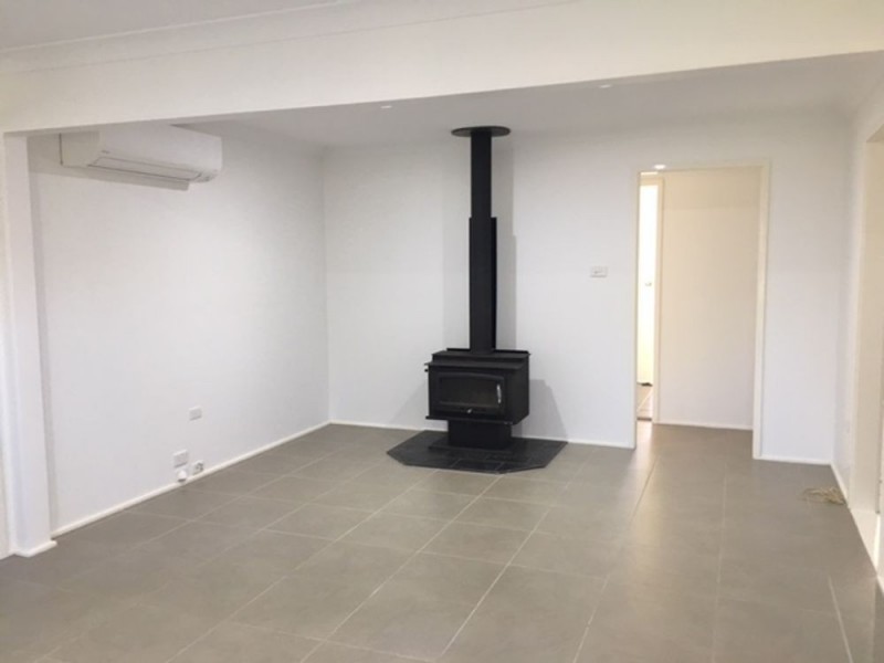 13 Buna Rd, Kanwal NSW 2259