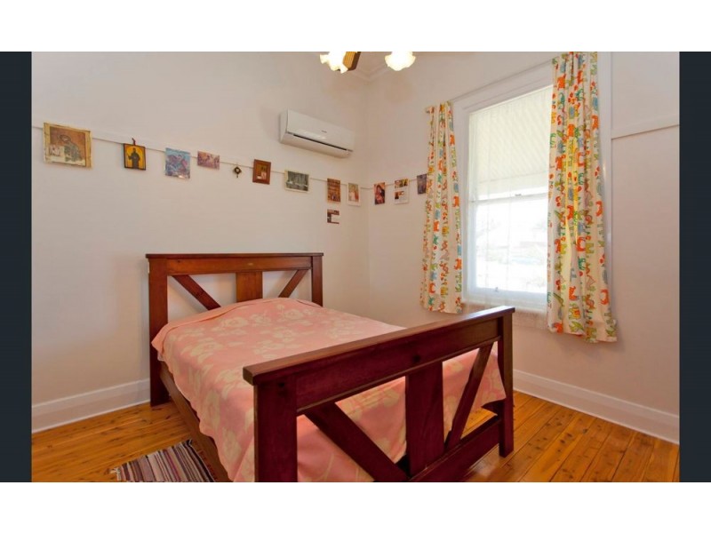 10 Balfour Street, Culcairn NSW 2660