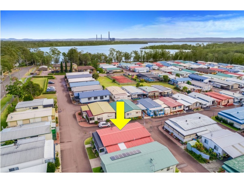 142/2 Mulloway Road, Chain Valley Bay NSW 2259