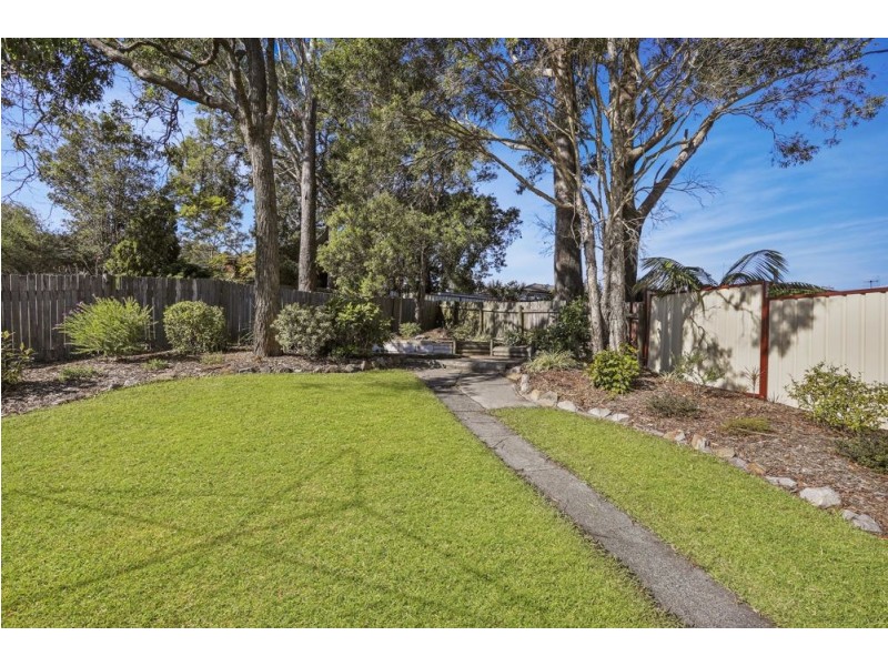 5 Collaroy close, Chittaway Bay NSW 2261