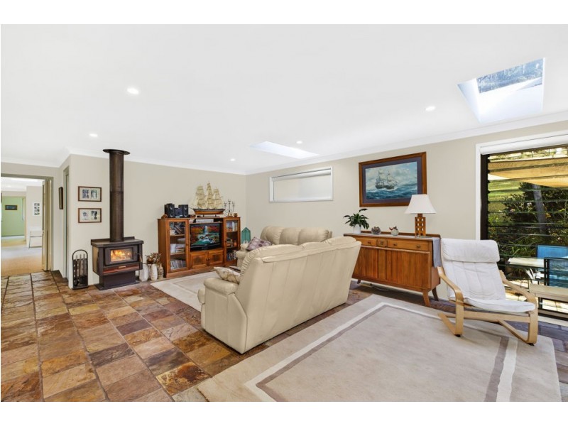 3 Roxburgh Close, Glenning Valley NSW 2261