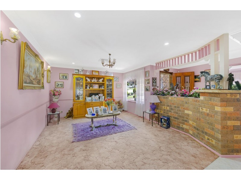 10 Bensley Close, Lake Haven NSW 2263