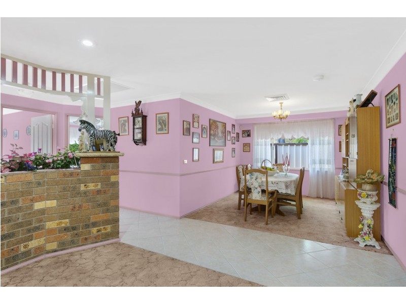 10 Bensley Close, Lake Haven NSW 2263