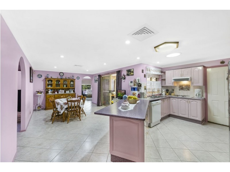 10 Bensley Close, Lake Haven NSW 2263