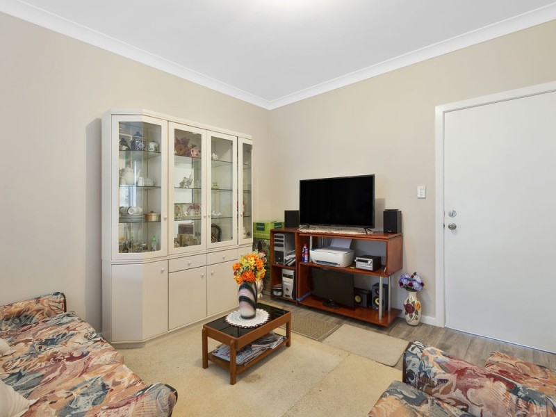 1 Nichols Avenue, Gorokan NSW 2263