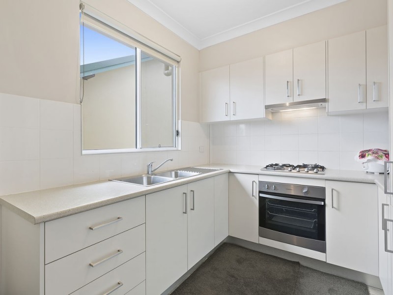 1 Nichols Avenue, Gorokan NSW 2263