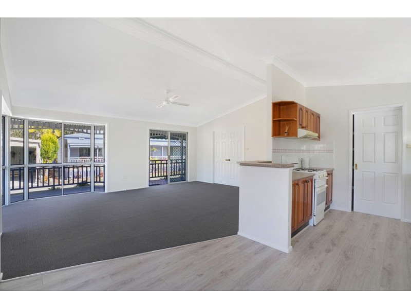 202/2 Evans Road, Canton Beach NSW 2263