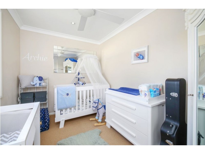 92 Mountain Road, Warnervale NSW 2259