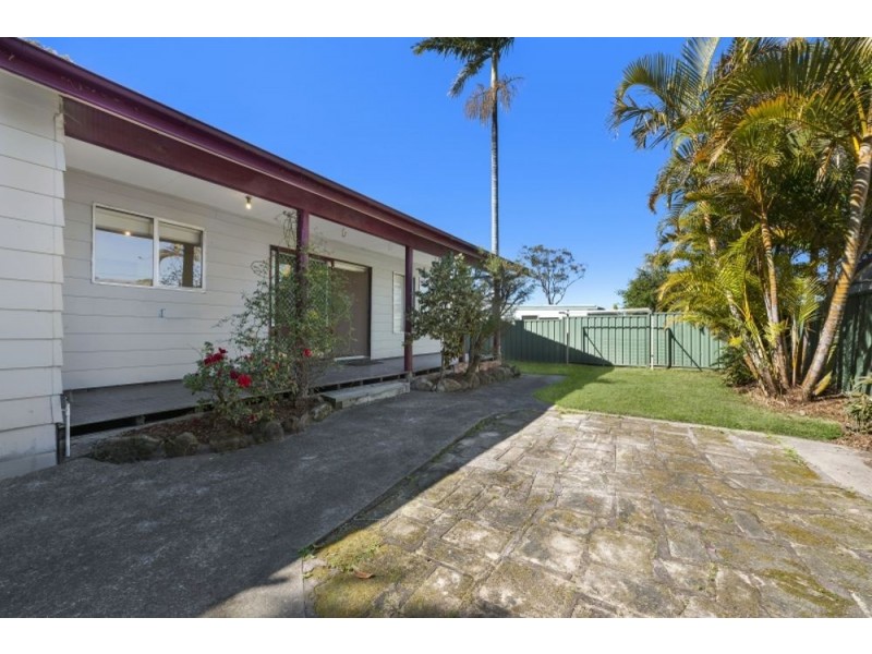 12 Georgina Avenue, Gorokan NSW 2263