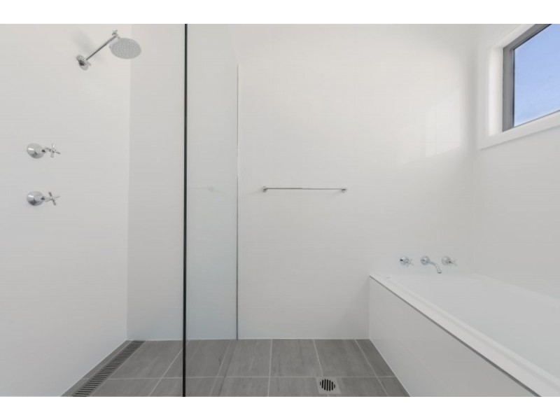 12 Georgina Avenue, Gorokan NSW 2263