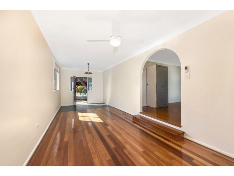 12 Georgina Avenue, Gorokan NSW 2263