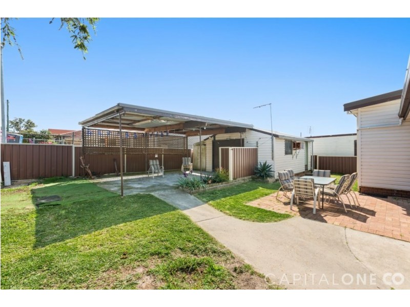 15 Illawong Road, Summerland Point NSW 2259