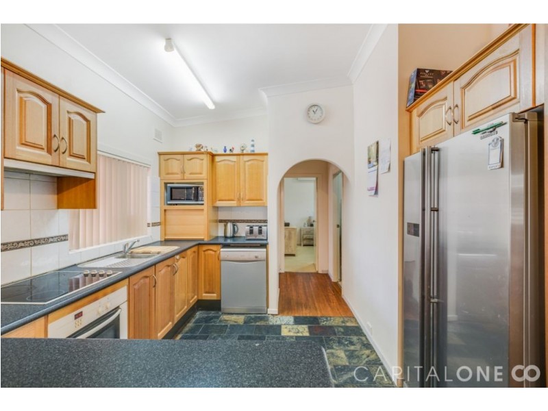 15 Illawong Road, Summerland Point NSW 2259