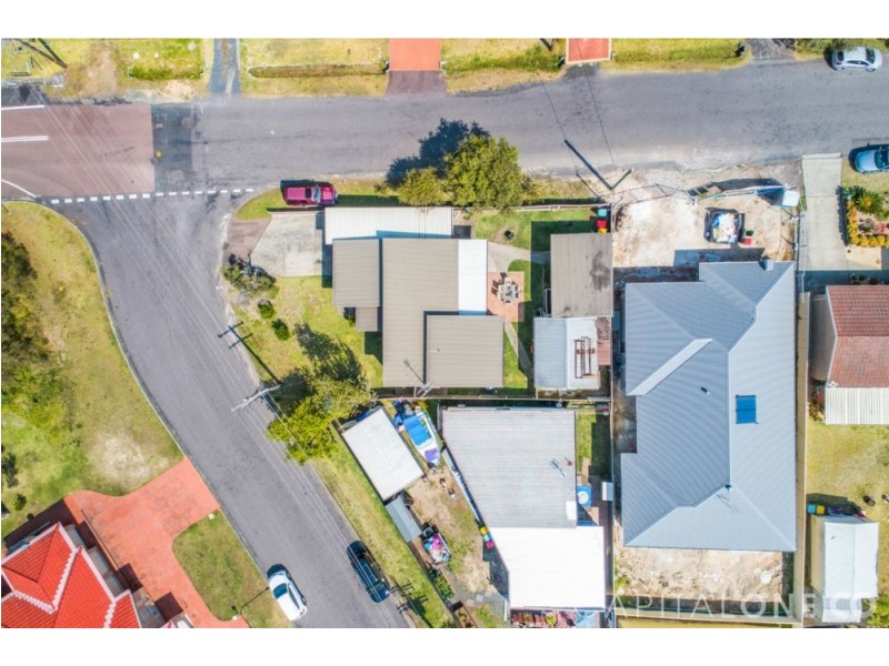 15 Illawong Road, Summerland Point NSW 2259