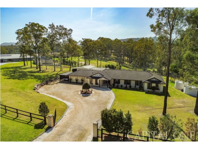 33 Holloway Drive, Jilliby NSW 2259