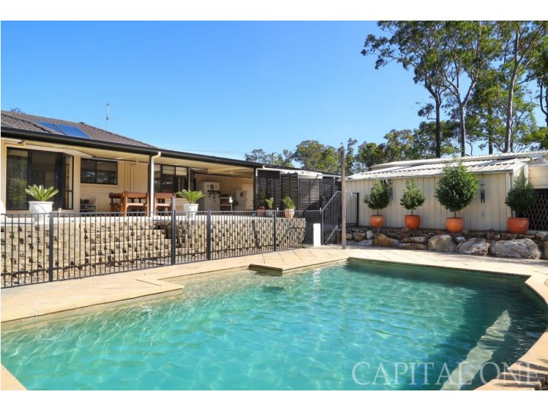 33 Holloway Drive, Jilliby NSW 2259