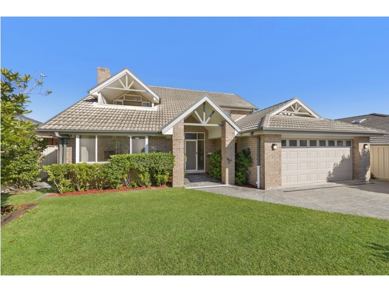 9 Lupin Close, Woongarrah NSW 2259