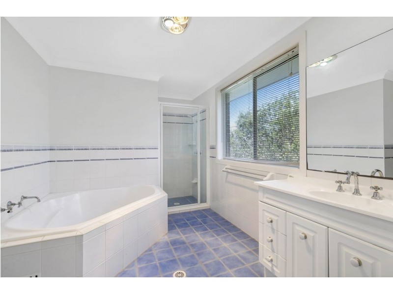 9 Lupin Close, Woongarrah NSW 2259
